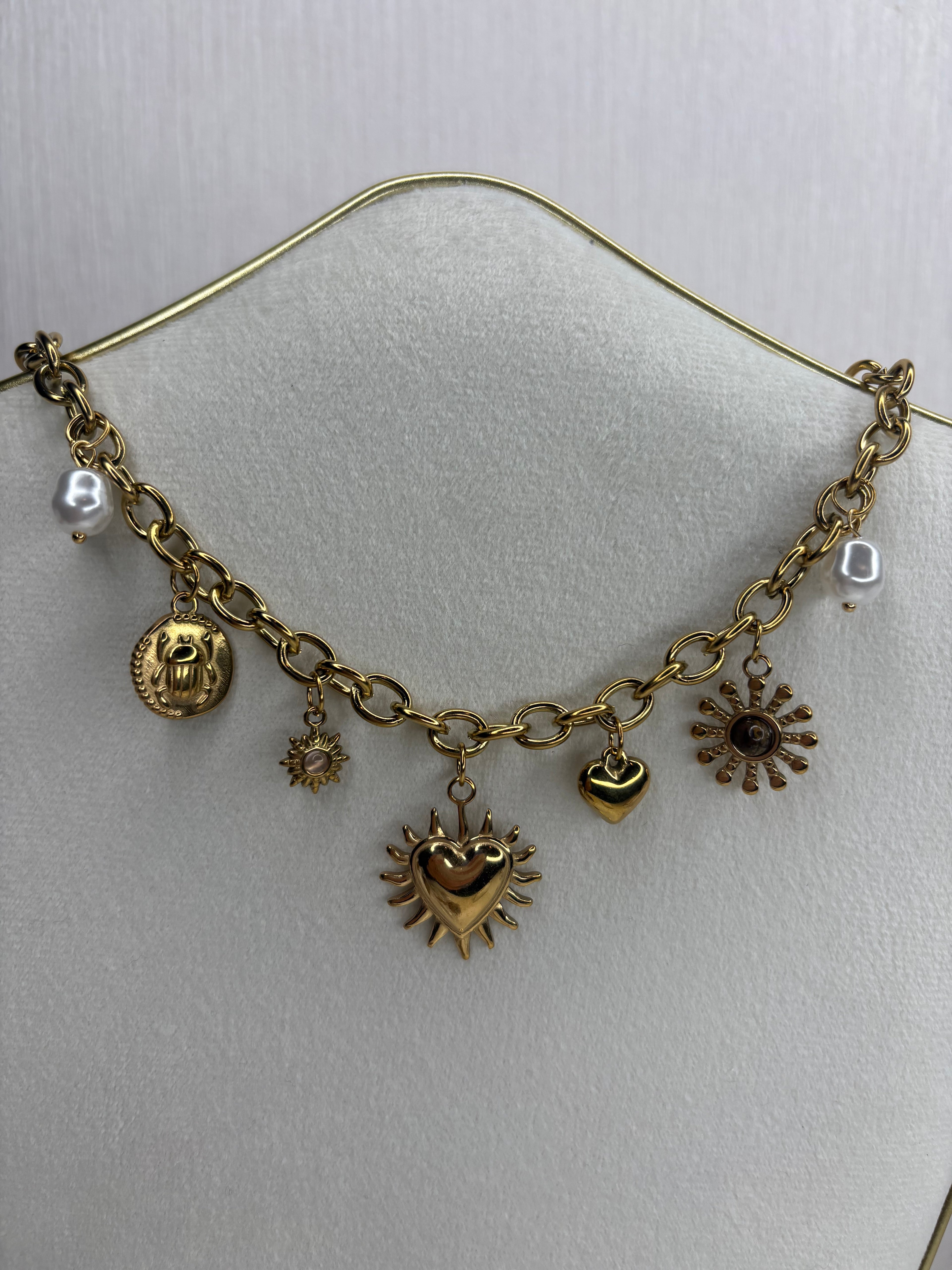 Collier Solora