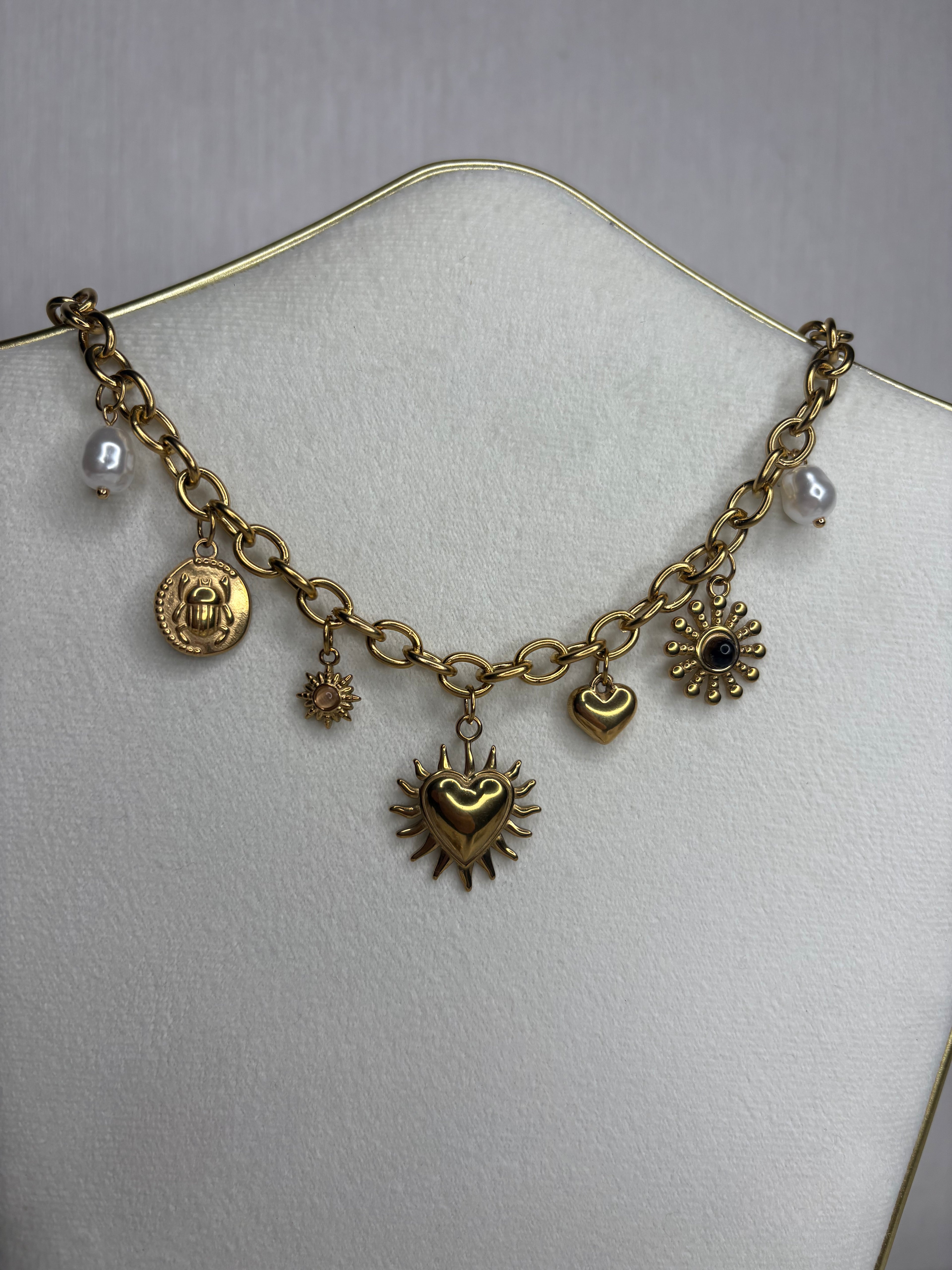 Collier Celestia